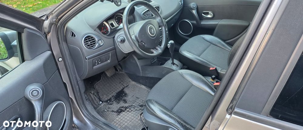 Renault Clio - 5