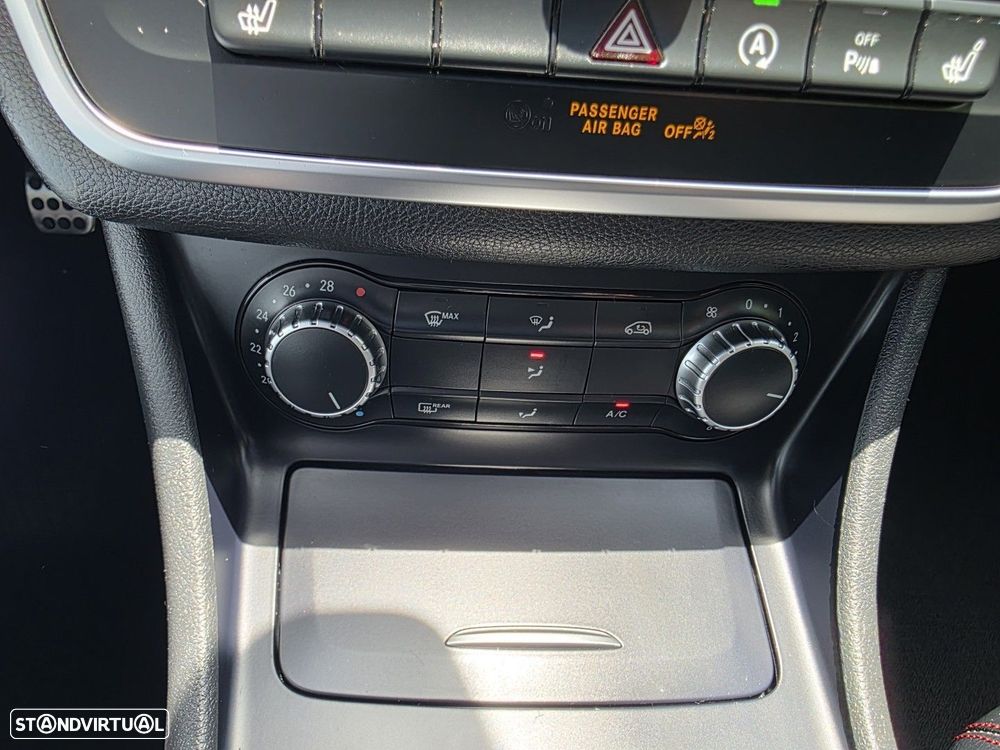Mercedes-Benz CLA 200 d Shooting Brake AMG Line - 21