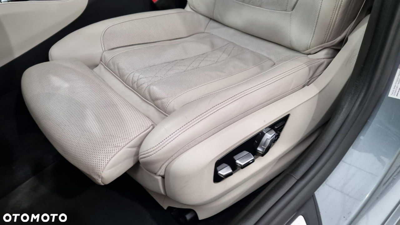 BMW Seria 5 - 23