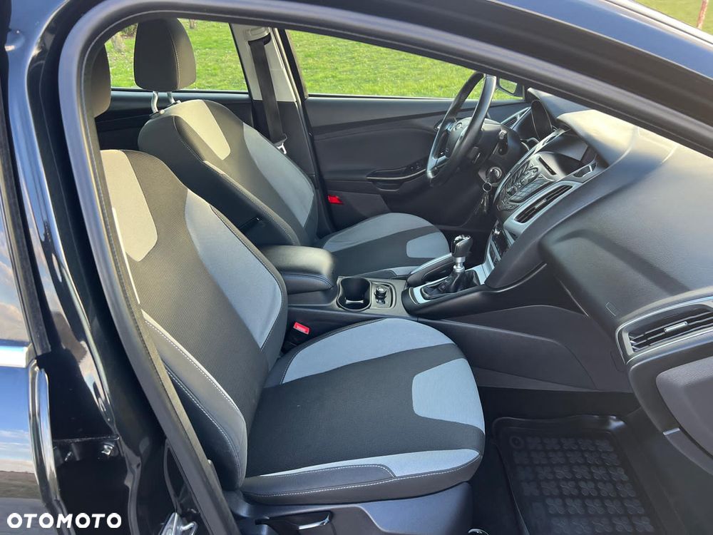 Ford Focus - 14