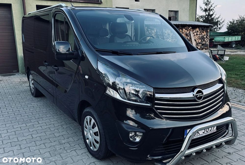 Opel Vivaro - 11