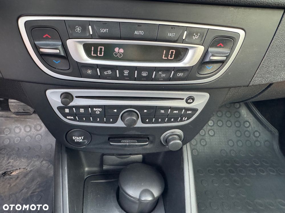 Renault Megane ENERGY dCi 110 Start & Stop Bose Edition - 20