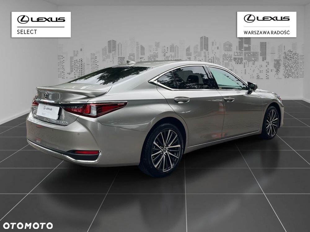 Lexus ES 300h Prestige - 3