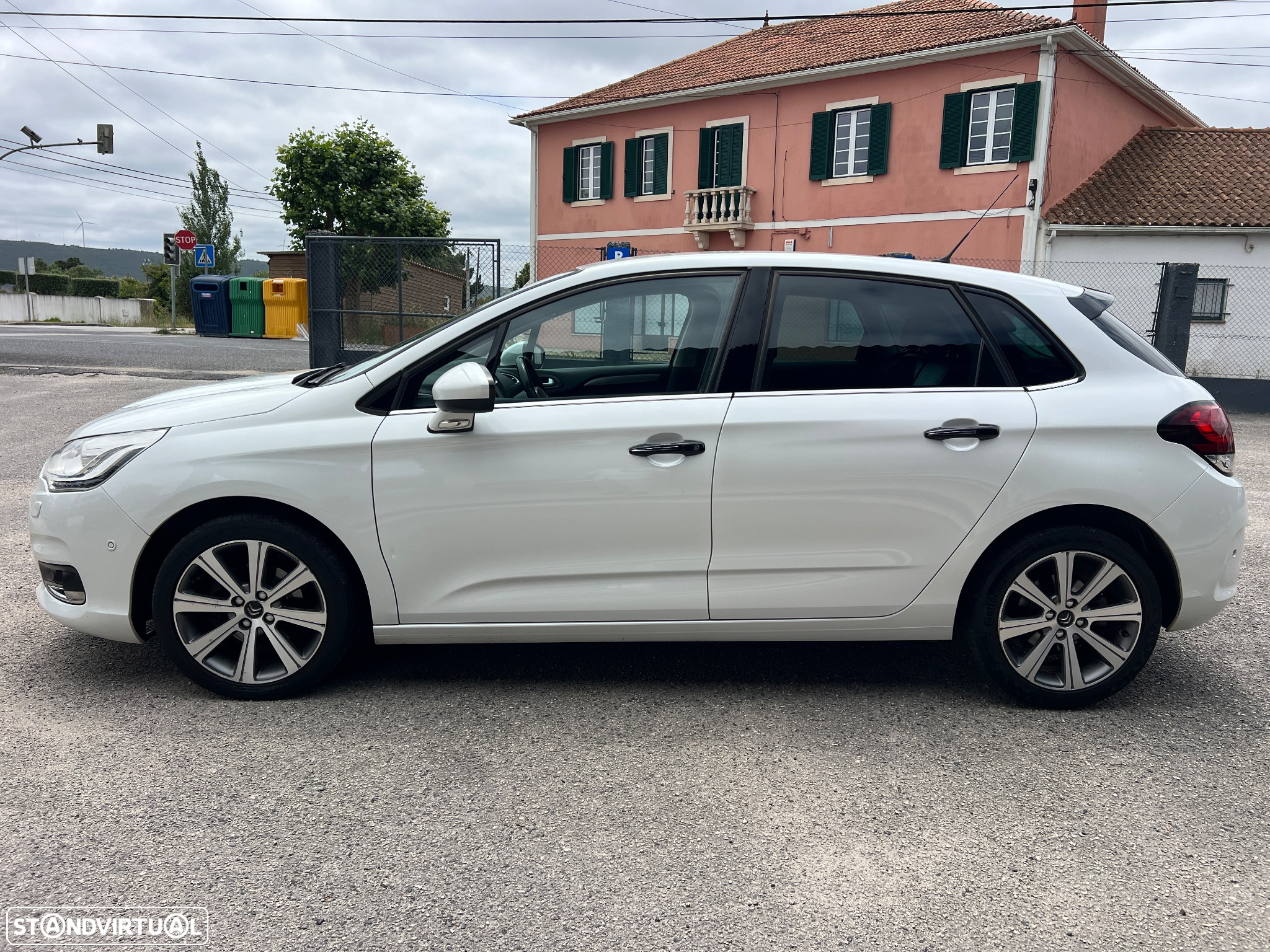 Citroën C4 1.6 BlueHDi Shine - 30