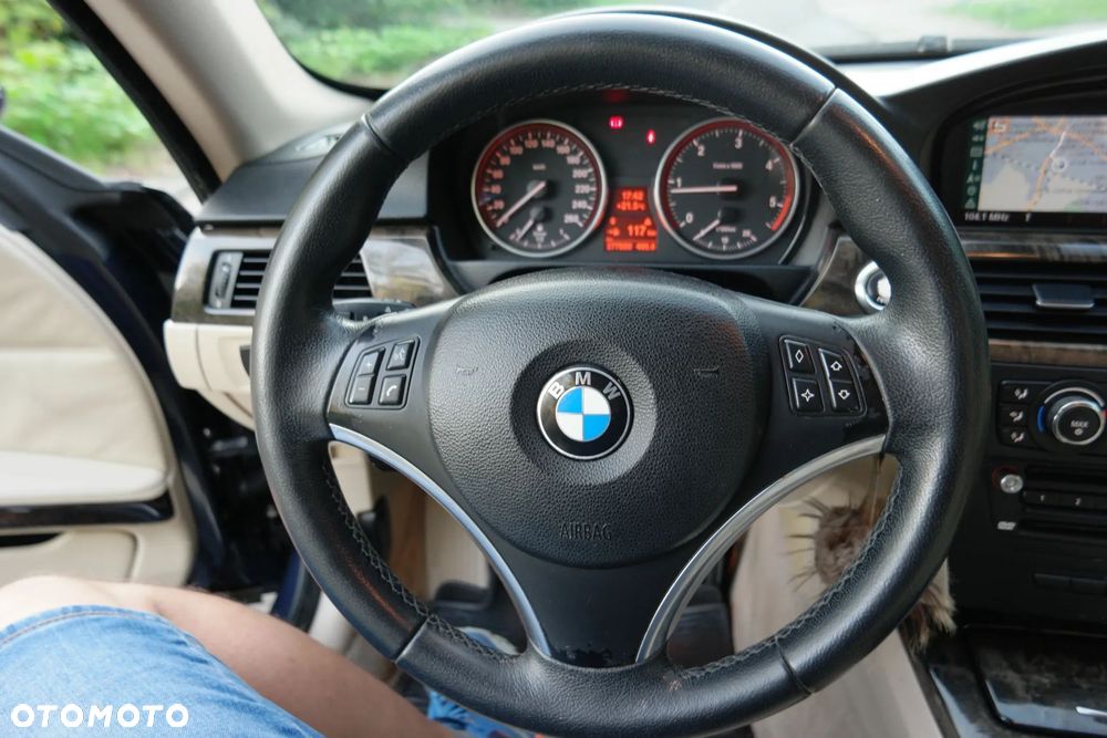 BMW Seria 3 - 26