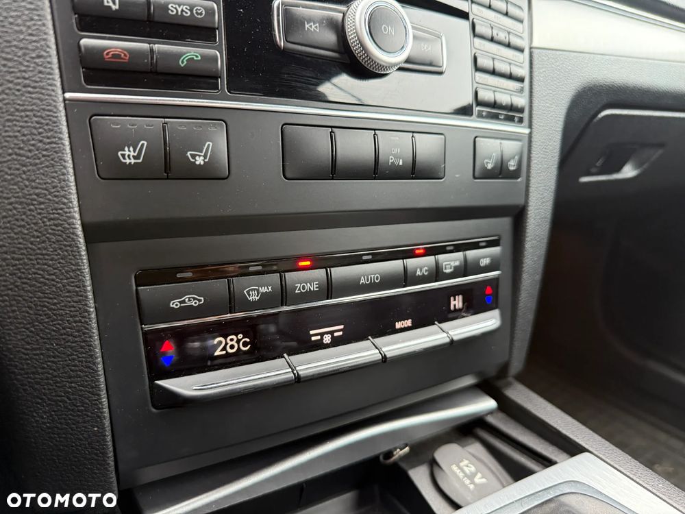 Mercedes-Benz Klasa E - 21