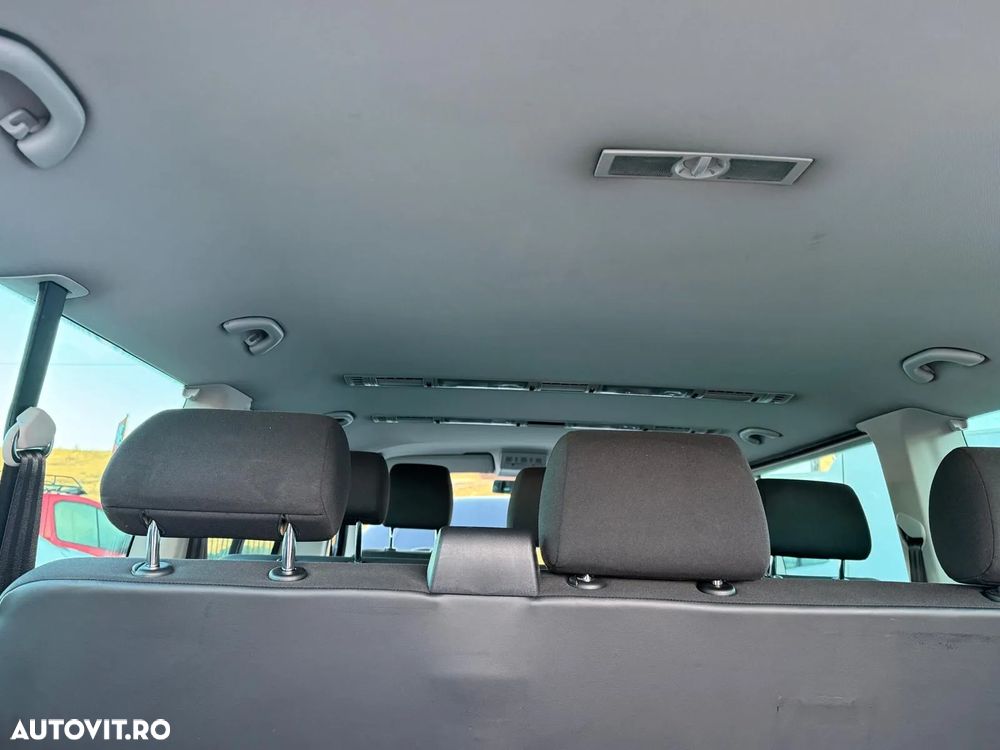 Volkswagen Caravelle T6.1 2.0 TDI 110 kW KR Comfortline DSG 4M - 18