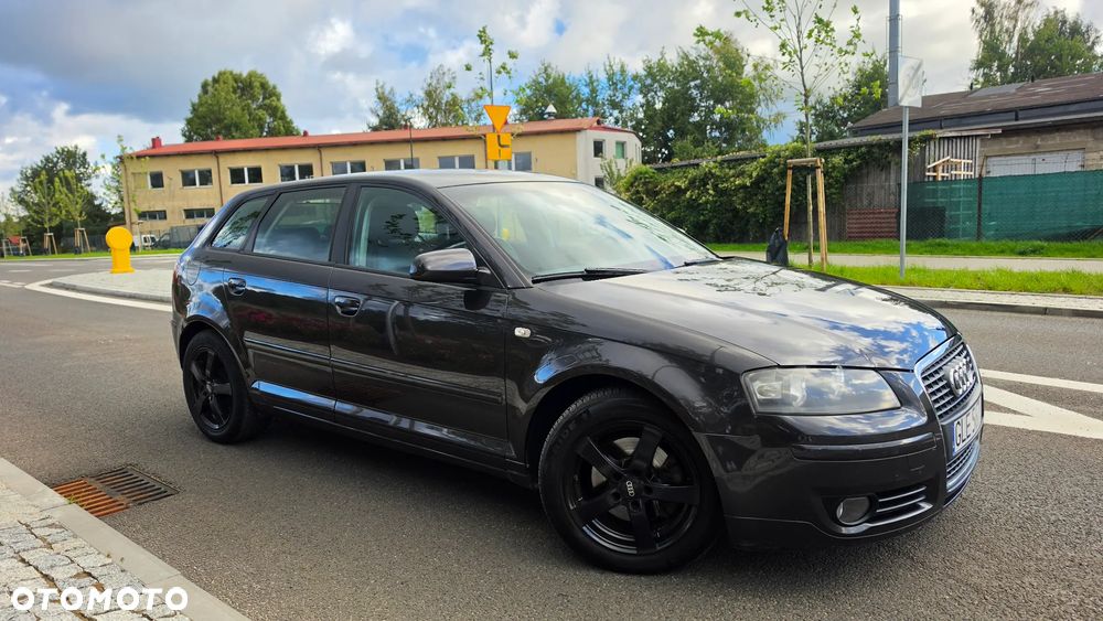 Audi A3 Sportback 2.0 TDI Ambiente S tronic - 11