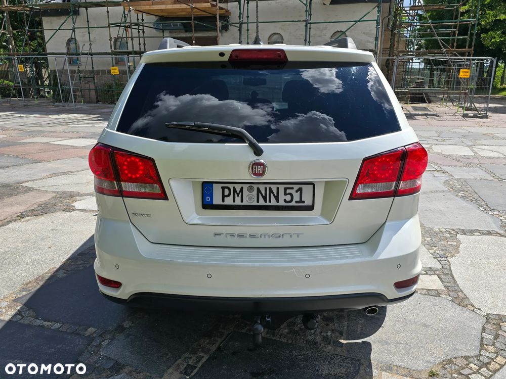 Fiat Freemont 2.0 Multijet 16V DPF Automatik Allrad Black Code - 6