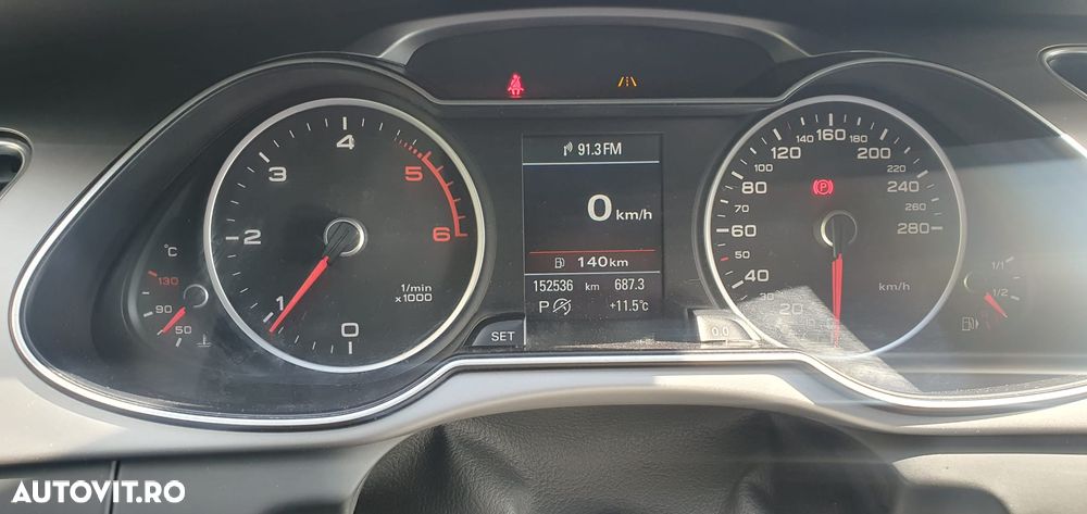 Audi A4 2.0 TDI quattro Stronic - 10