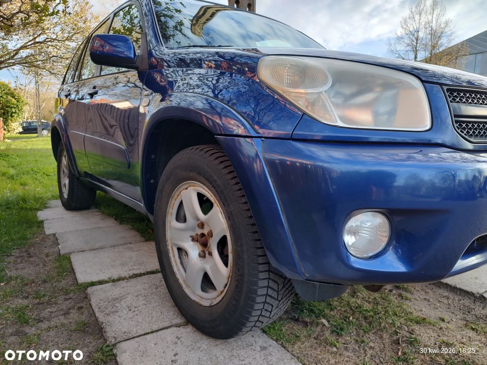 Toyota RAV4 - 2