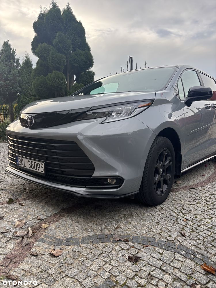 Toyota Sienna