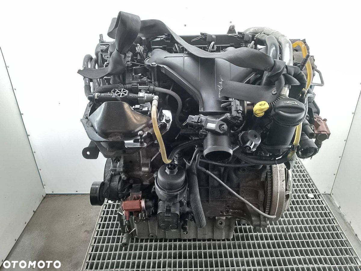 SILNIK VOLVO V50 D4204T 2.0 D - 12
