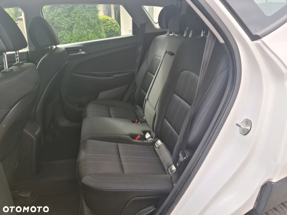 Hyundai Tucson 1.7 CRDI BlueDrive Classic 2WD - 34