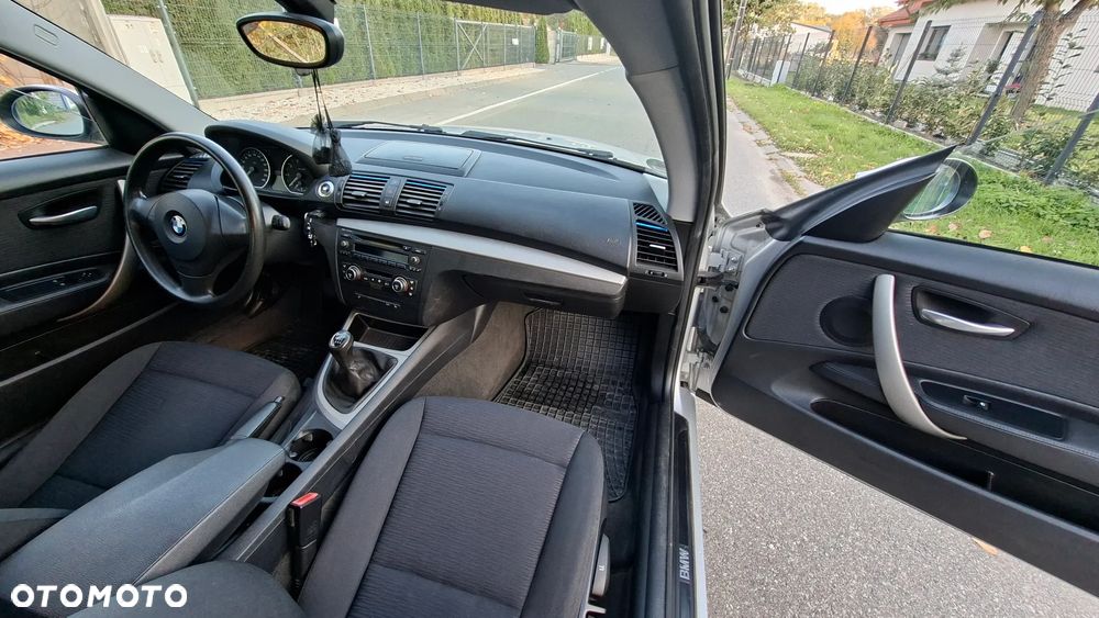 BMW Seria 1 118i - 15