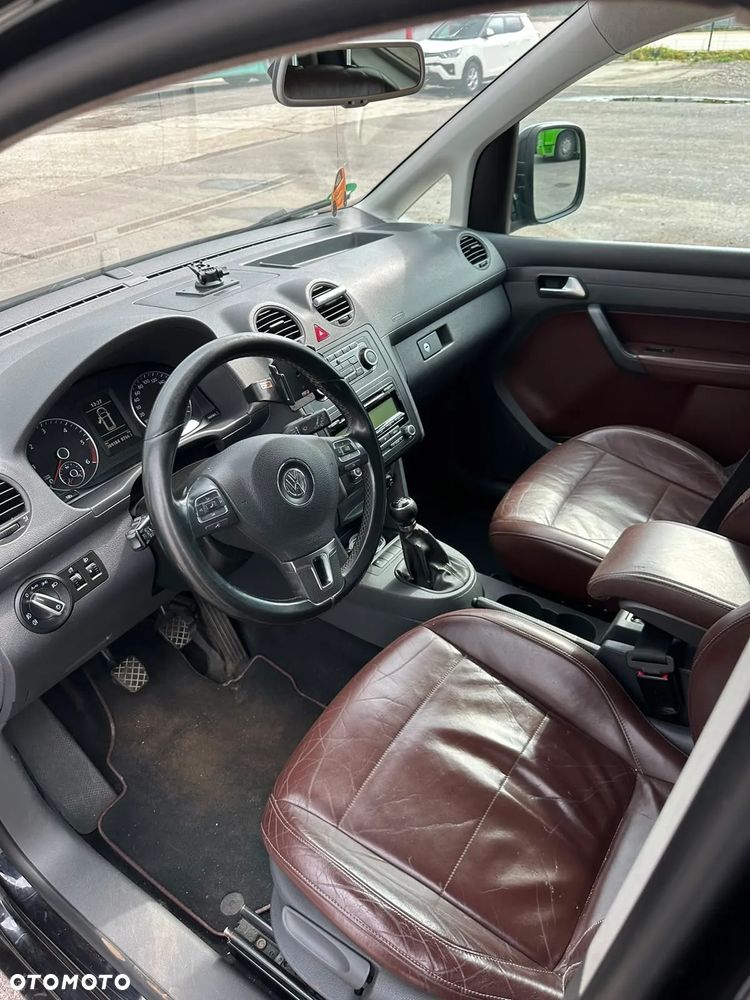 Volkswagen Caddy Highline BMT - 7