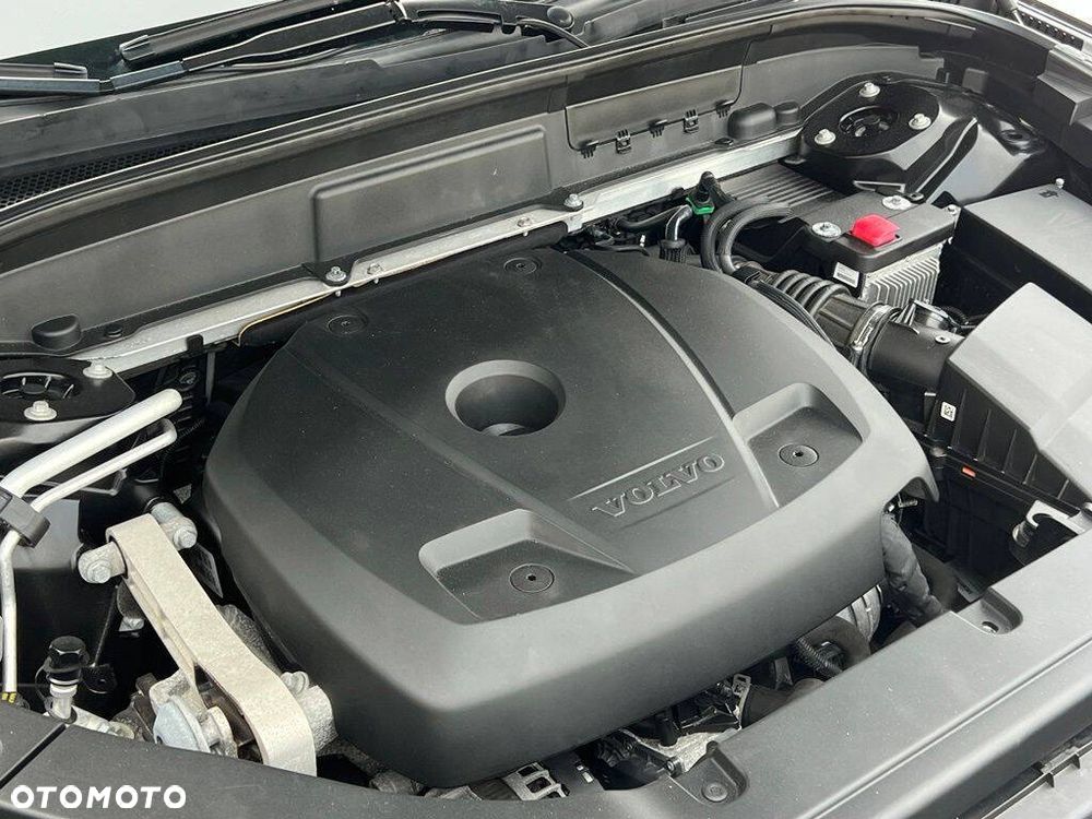 Volvo XC 60 T6 AWD Momentum - 29