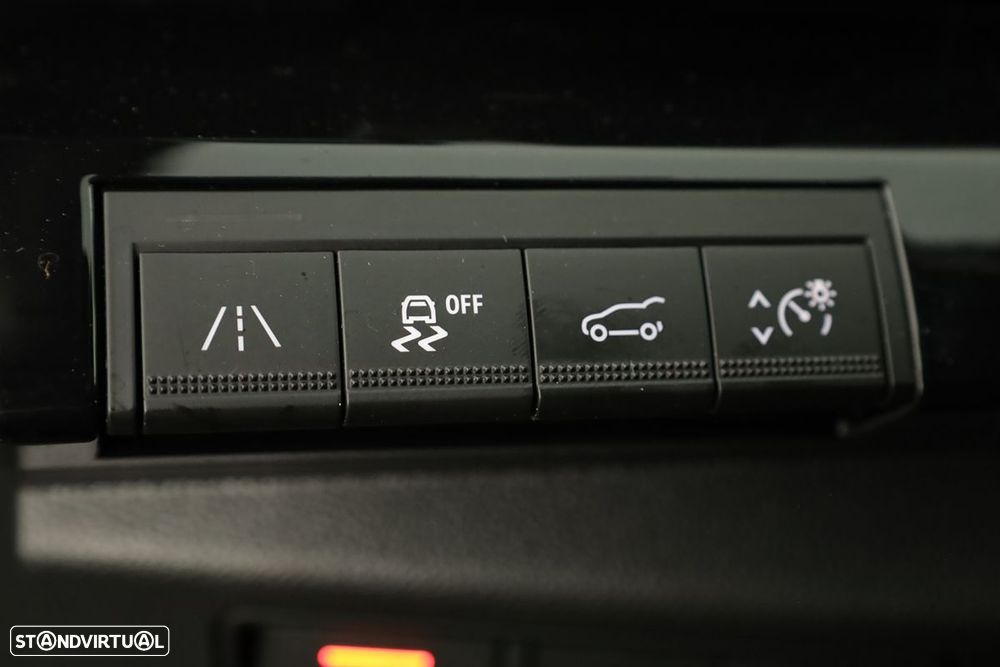 Renault Austral 1.2 E-Tech Iconic Espirit - 18