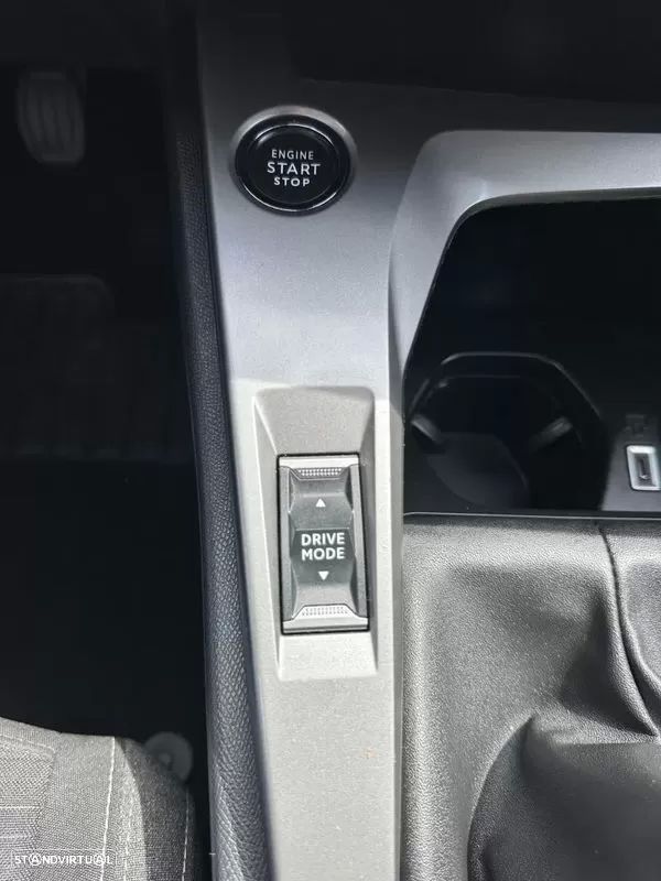 Peugeot 308 1.2 PureTech Business Line - 38