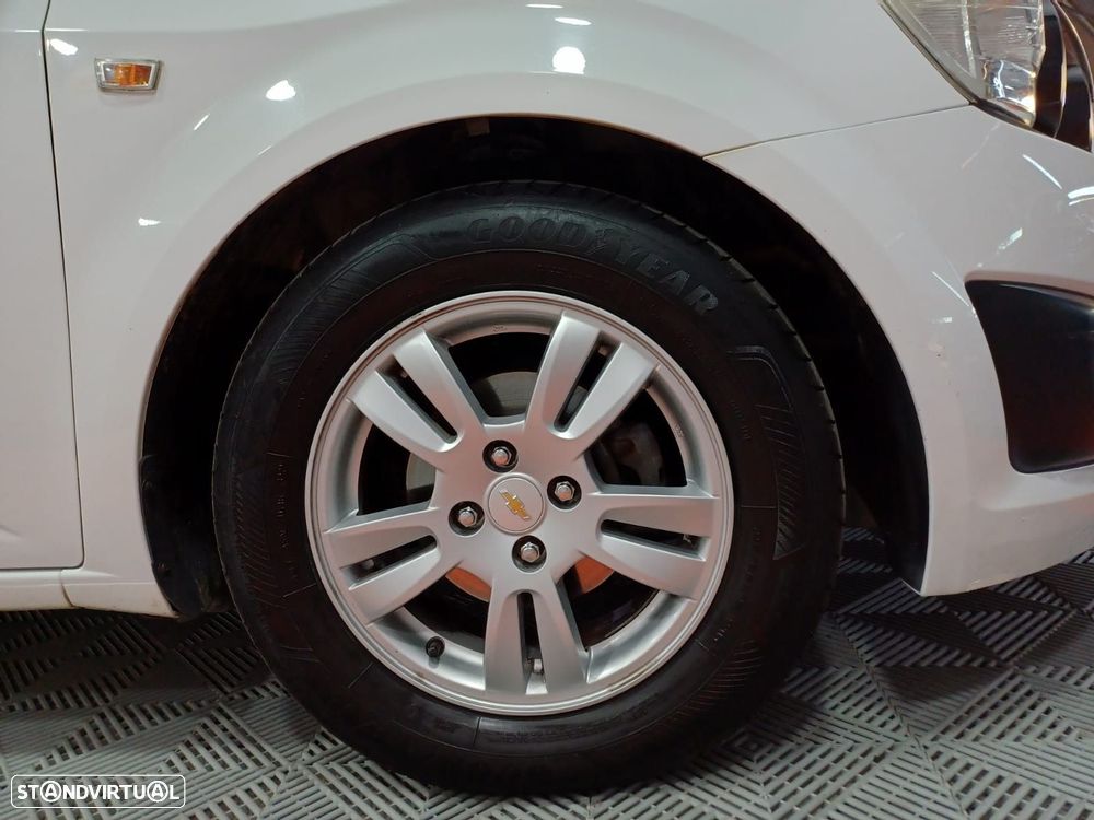 Chevrolet Aveo 1.2 LS - 9