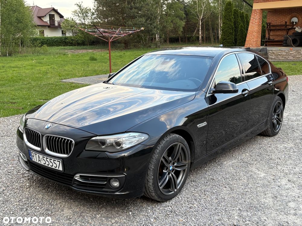 BMW Seria 5 520d Luxury Line - 2