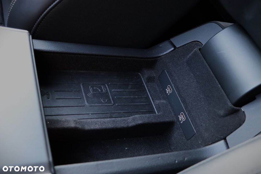 Audi A6 Avant 55 TFSI e quattro S tronic S line - 34