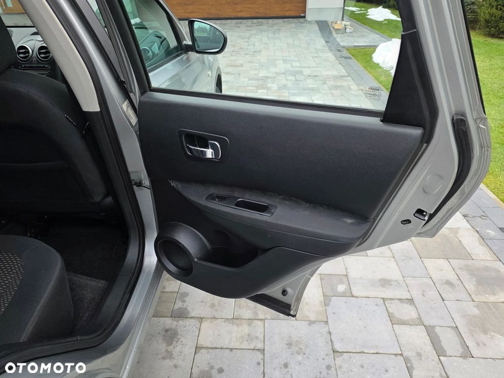 Nissan Qashqai 1.6 Acenta - 21