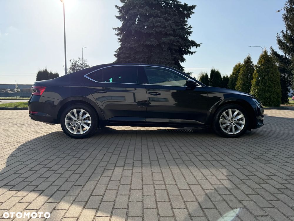 Skoda Superb 2.0 TSI 4x4 L&K DSG - 6