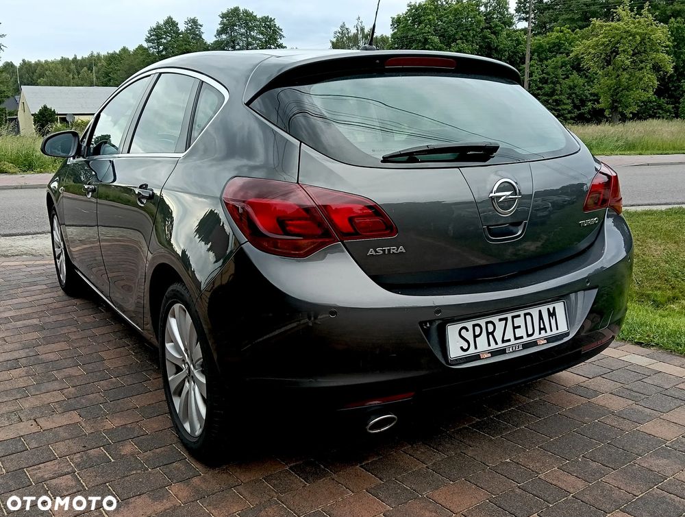 Opel Astra 1.4 T Cosmo - 7