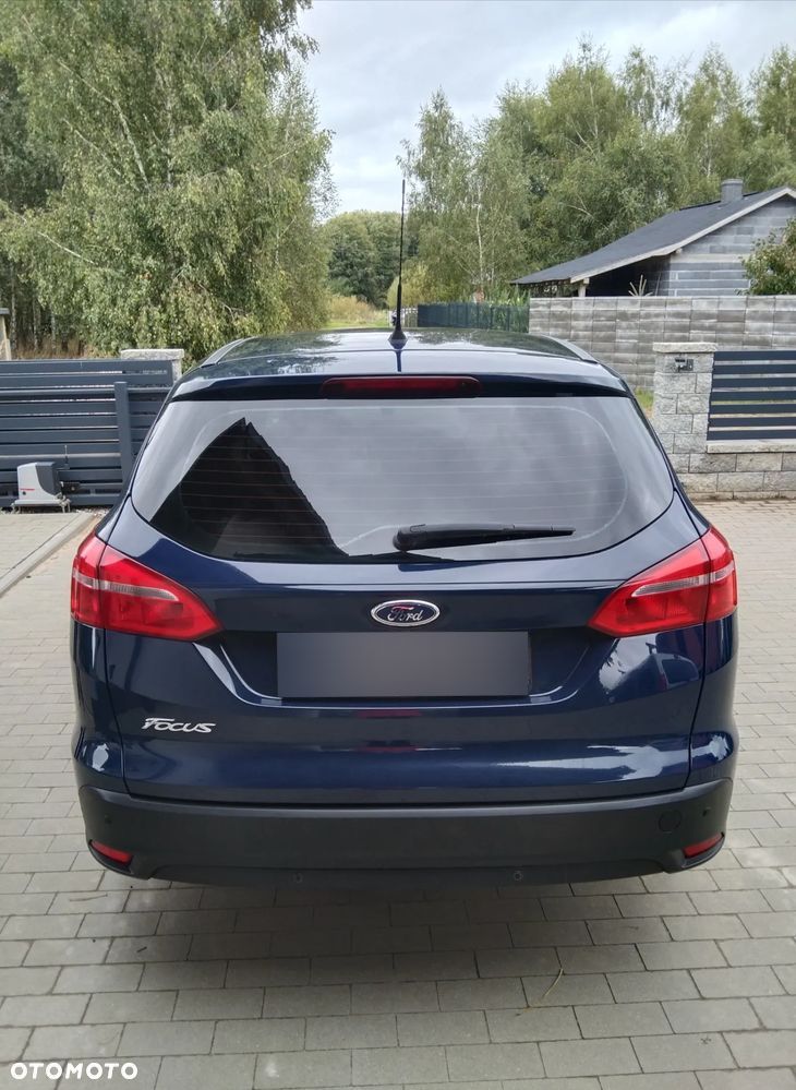 Ford Focus 1.5 TDCi Trend - 6