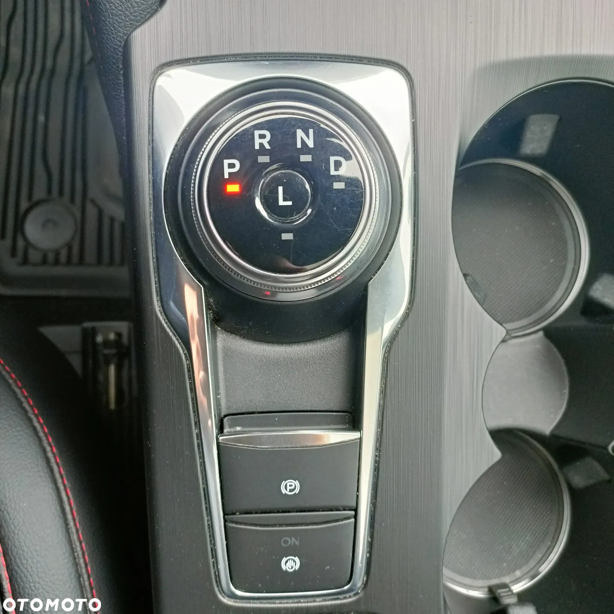 Ford Kuga 2.5P PHEV FWD ST-Line X - 38