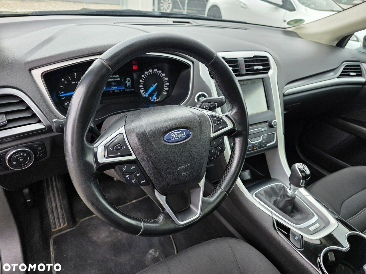 Ford Mondeo 2.0 EcoBlue Titanium - 23
