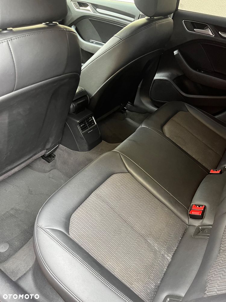 Audi A3 Limousine 1.5 TFSI Sport S tronic - 11