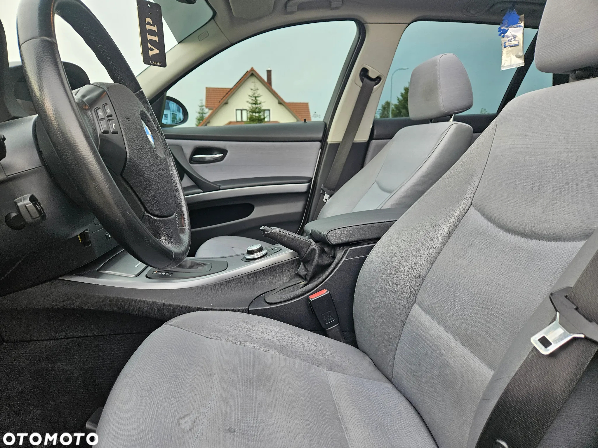 BMW Seria 3 320d DPF Touring - 14