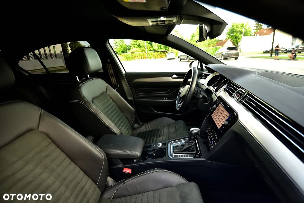 Volkswagen Passat Variant 1.5 TSI OPF DSG Highline - 28