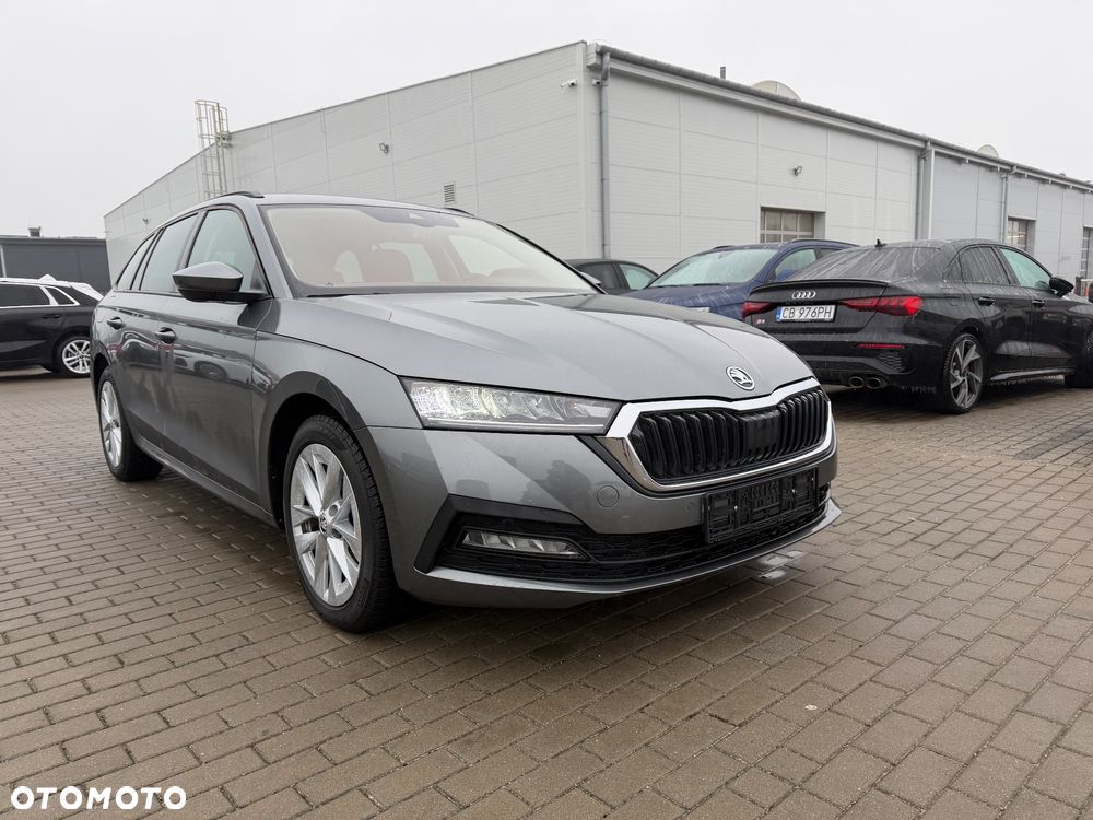 Skoda Octavia 2.0 TDI 4x4 Ambition DSG - 3