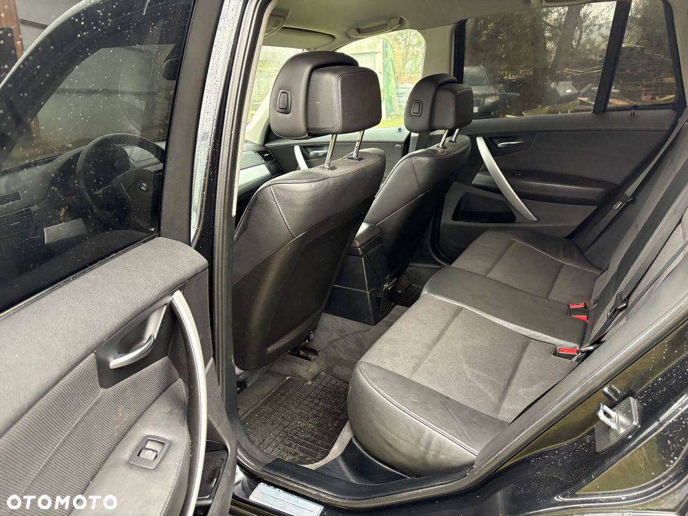 BMW X3 2.5si - 7