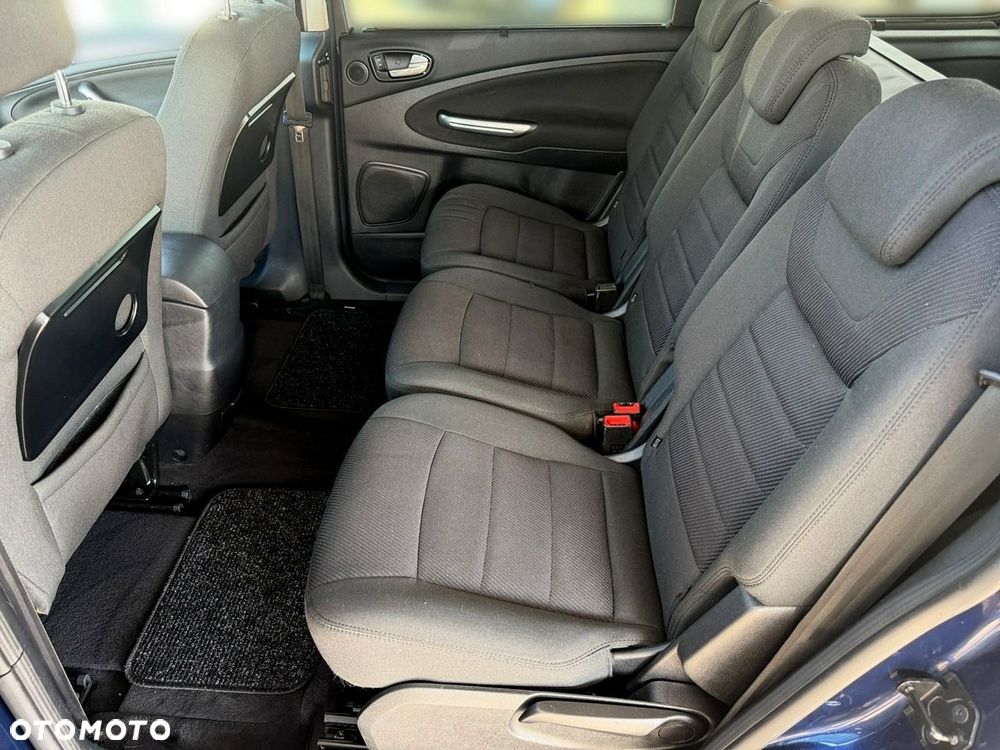 Ford Galaxy - 21