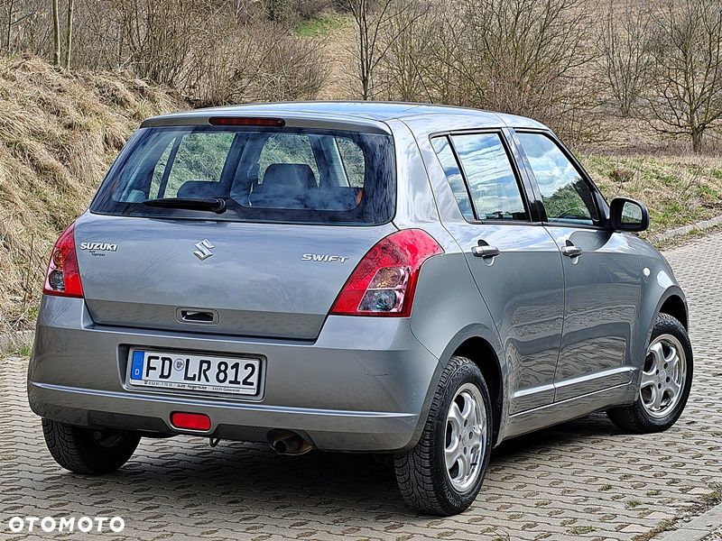 Suzuki Swift 1.3 Comfort - 4