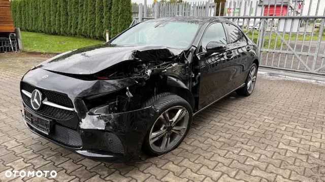 Mercedes-Benz Klasa A 200 Progressive 7G-DCT - 6