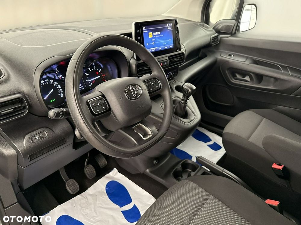 Toyota Proace City - 14
