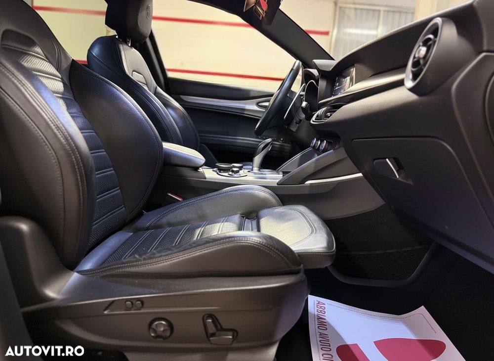 Alfa Romeo Stelvio 2.2 16V AT8-Q4 Super - 18