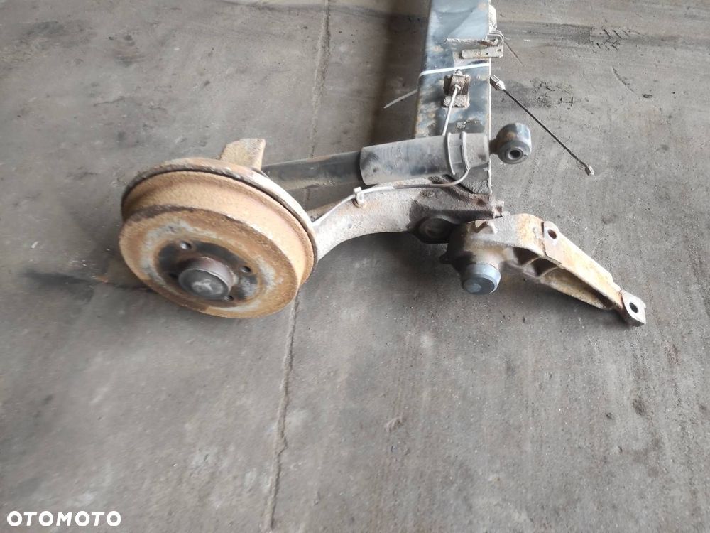 BELKA OŚ ZAWIESZENIA TYŁ BĘBNY BEZ ABS RENAULT KANGOO I FL ID: 239045 - 2