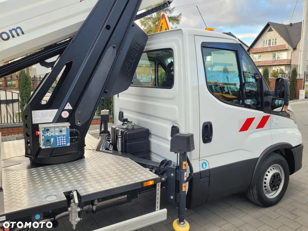 Iveco DAILY 35-140 / FABRYCZNIE NOWY / podnośnik koszowy KLUBB KT20 / - 9