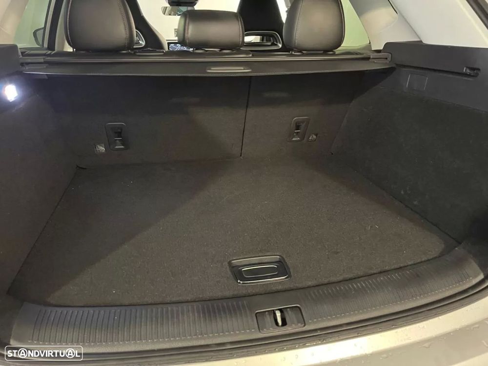 MG EHS 1.5 T-GDI Plug-in Hybrid Luxury - 40