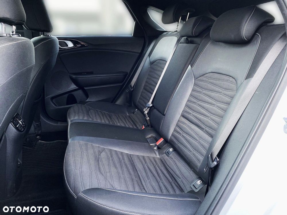 Kia ProCeed 1.5 T-GDI GT Line DCT - 41