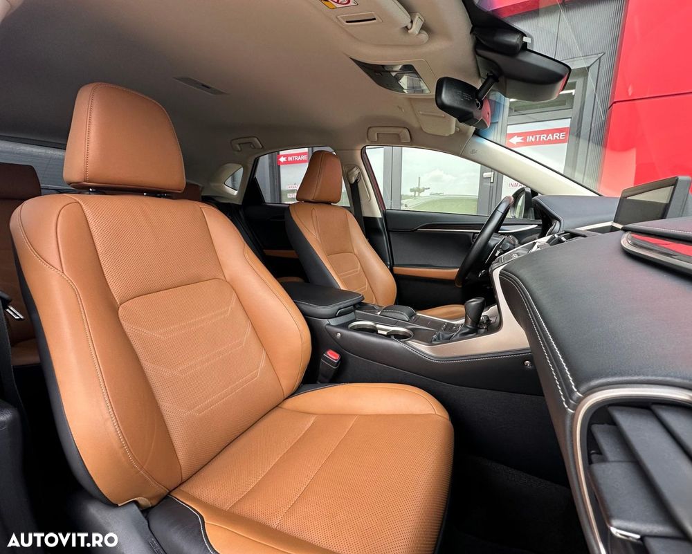 Lexus Seria NX 300h E-FOUR Luxury Line - 22