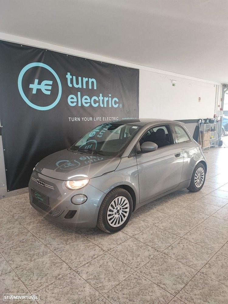 Fiat 500e 42 kWh — fotografia 2