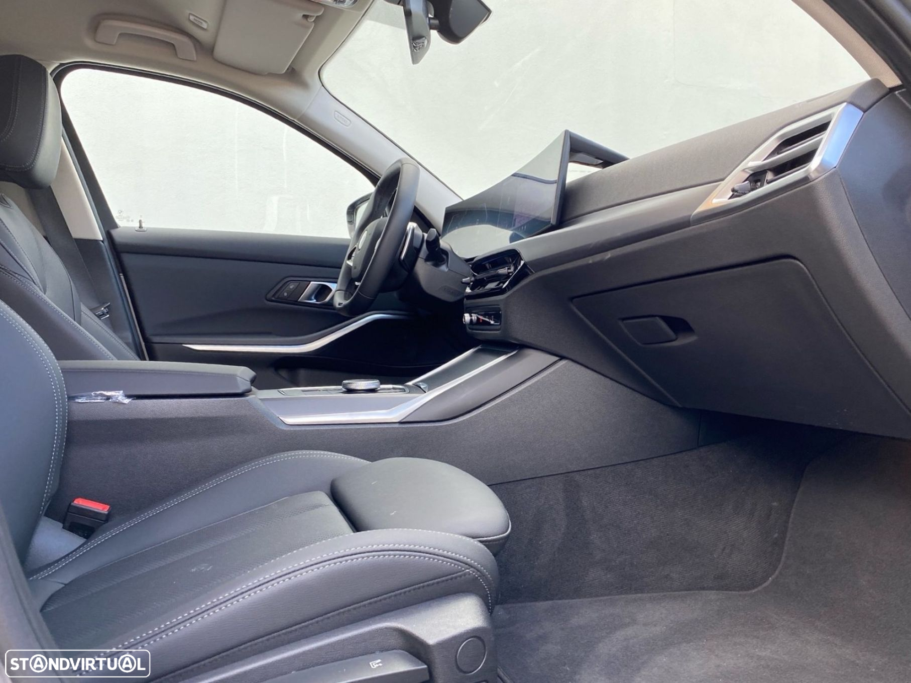 BMW 320 d Touring Auto - 16