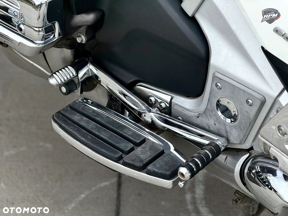 Honda GL - 10